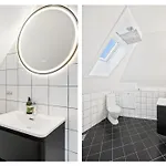 View To Bryggen - Renovated Dec 24 - Historic Cobblestone Street Appartement