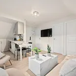 View To Bryggen - Renovated Dec 24 - Historic Cobblestone Street Appartement *