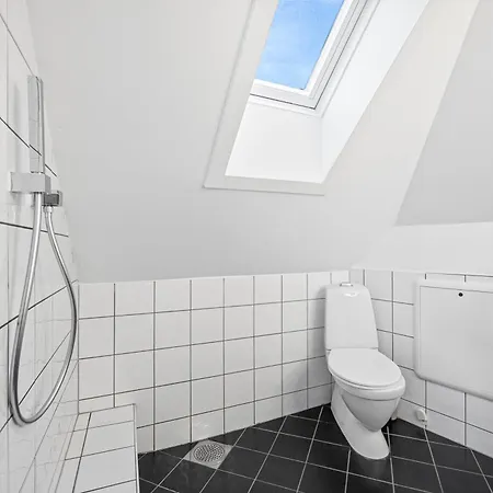 Apartament View To Bryggen - Renovated Dec 24 - Historic Cobblestone Street